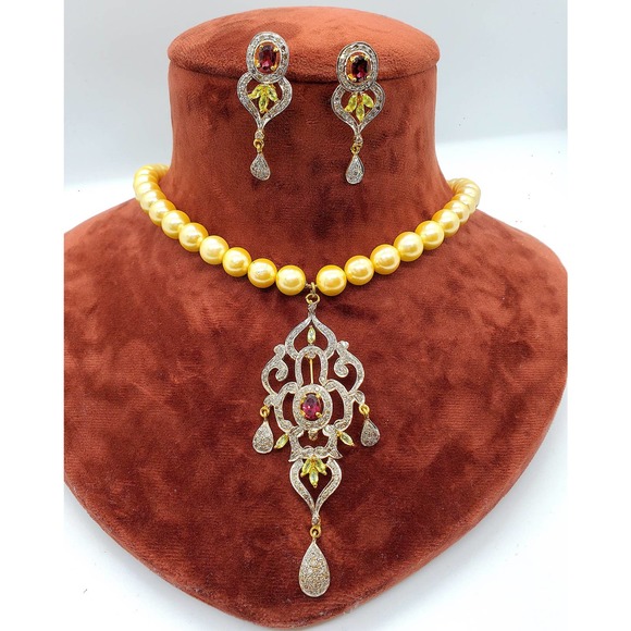 silver 925 Diamond and Peridot Necklace in Gold wash - Picture 4 of 4